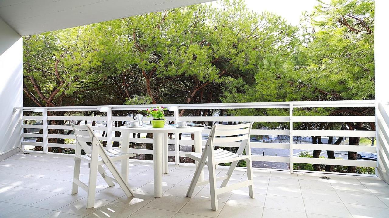 Ferienwohnung Residenza Olimpo Lignano Sabbiadoro Exterior foto